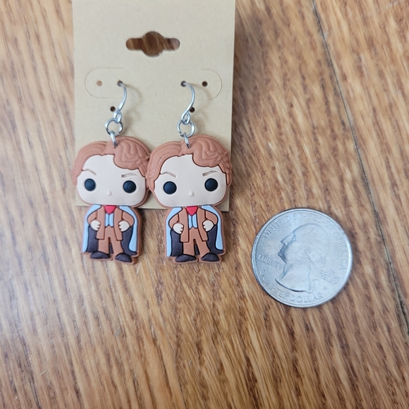 New Gilderoy Lockhart Harry Potter Dangle Earrings - Picture 5 of 5